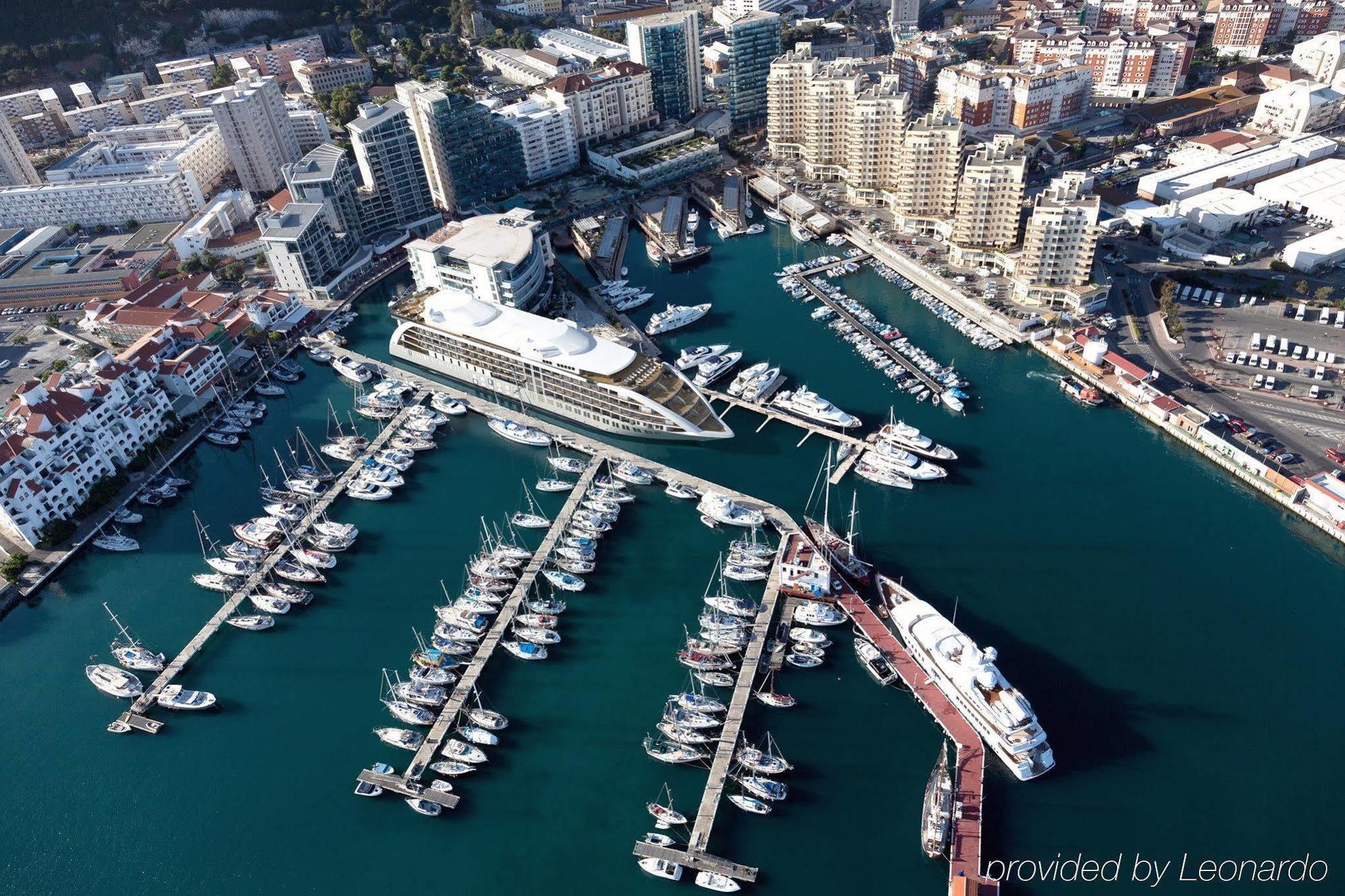 Sunborn Gibraltar Hotel Екстериор снимка